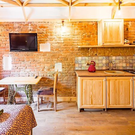 Nice Apartment Near Rynok Square Є Кондиціонер Світла Не Вимикали Lviv Eksteriør billede
