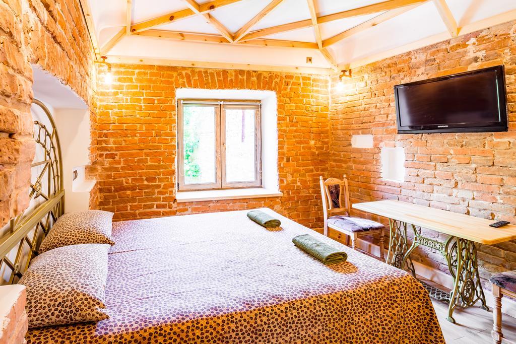 Nice Apartment Near Rynok Square Є Кондиціонер Світла Не Вимикали Lviv Eksteriør billede