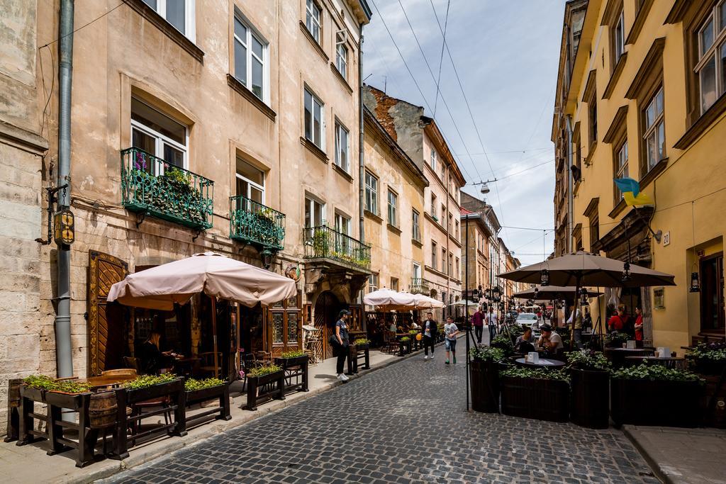 Nice Apartment Near Rynok Square Є Кондиціонер Світла Не Вимикали Lviv Eksteriør billede